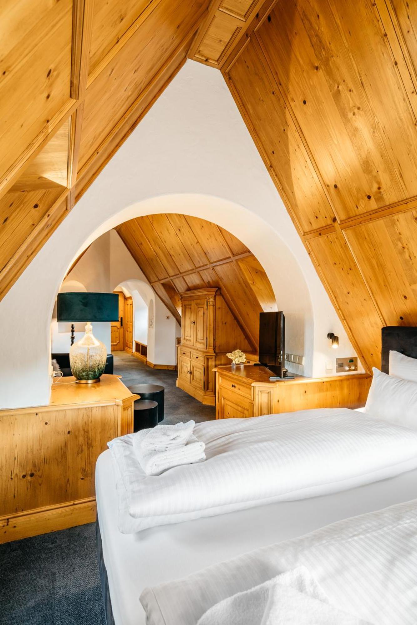 Hotel Riesengebirge 3*